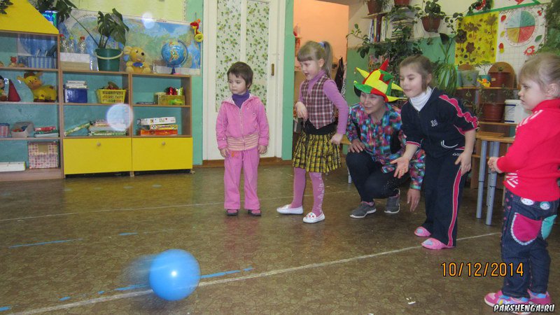 Бабушка и Скоморох в гостях у д/сада  __.01. 2015