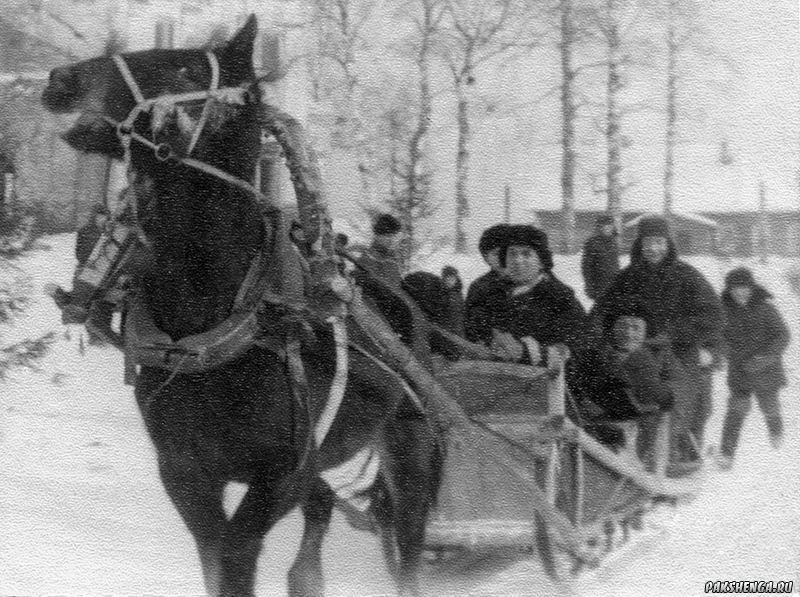 На празднике &quot;Проводы зимы&quot; в 60-х