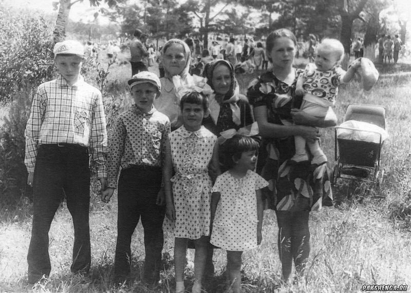 1975 год. Пакшары в г Вельске на празднике &quot;День песни&quot;