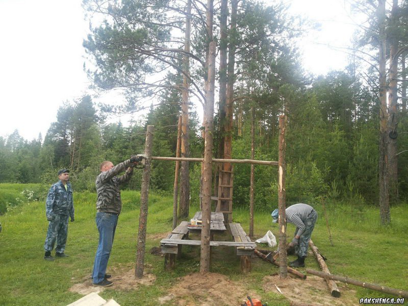 Строительство навеса на Чурге в Раменье