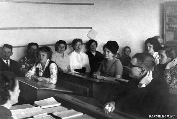 На встрече выпускников 1968 года.